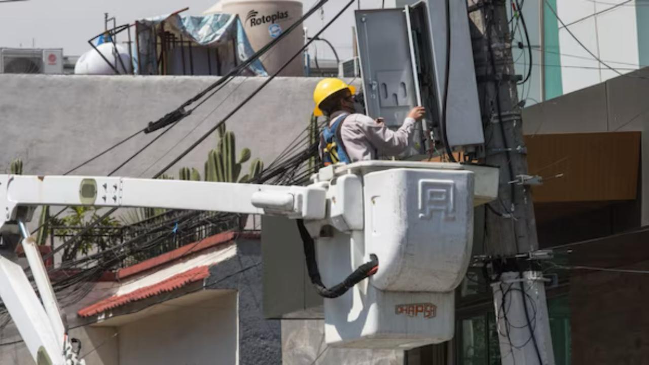 Alerta de fraudes: detectan anuncios engañosos de la CFE en hogares