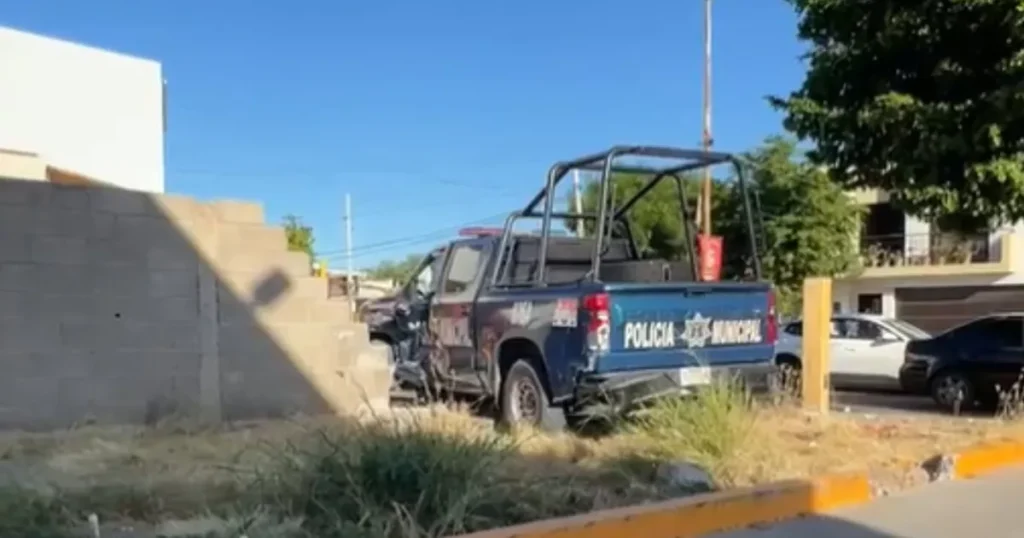 Choque entre patrulla y camioneta deja tres heridos en Culiacán