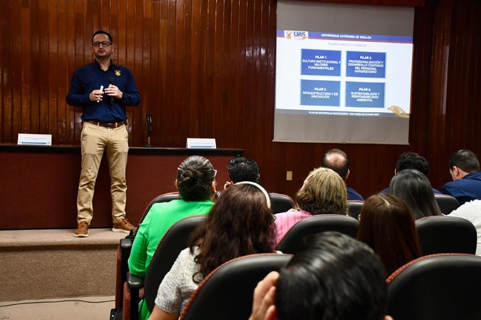 Descubre el Taller Integral de Planificación y Evaluación Institucional 2026 en la URS