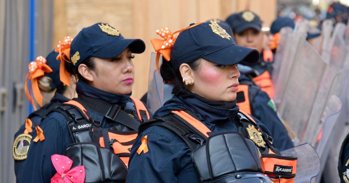 Despliegue de 600 mujeres policías para proteger a manifestantes en la Marcha del 25N en la CDMX