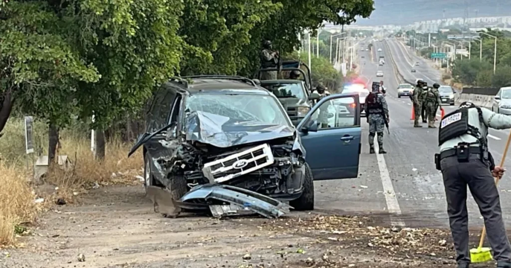 Dos heridos tras un grave accidente en La Costerita, al sur de Culiacán