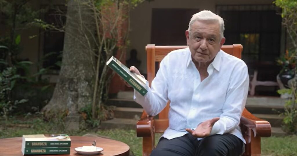 El regreso de AMLO: revela detalles de su retiro en "La Chingada" al presentar su libro "Grandeza"