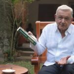 El regreso de AMLO: revela detalles de su retiro en "La Chingada" al presentar su libro "Grandeza"