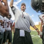 Entrenador Abreu de Taos encuentra un nuevo camino tras la muerte de su madre