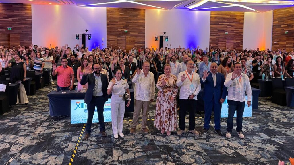 Expertos se reúnen en Puerto Vallarta para mejorar cuidado oncológico en la zona