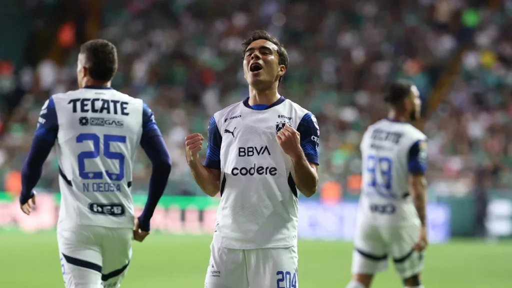 Iker Fimbres apunta al título del Apertura 2025: "Podemos hacer un gran papel"

Iker Fimbres apunta al título del Apertura 2025: "Buscamos hacer historia"