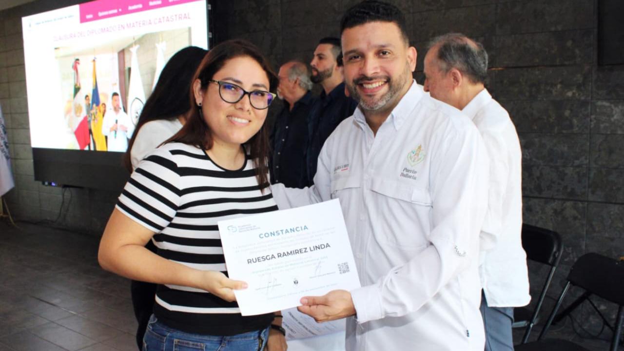 Impulso del Gobierno de Puerto Vallarta a la profesionalización del Catastro: Primer diplomado estatal