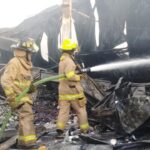 Incendio en Ixtapa: Bomberos de Nayarit brindan apoyo en Bodega Aurrerá con estructuras colapsadas