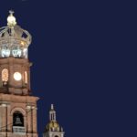 La imponente silueta de la Iglesia de Nuestra Señora de Guadalupe: el símbolo eterno de Puerto Vallarta