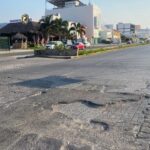 Necesidad de restaurar secciones dañadas de la avenida México en Puerto Vallarta