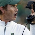 Riesgos de reputación para el este de México al contratar a Art Briles, entrenador de fútbol americano con escándalos en su historial.