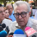 Rocha Moya solicita calma a los productores: "no cierren los puestos, esperen un poquito más"