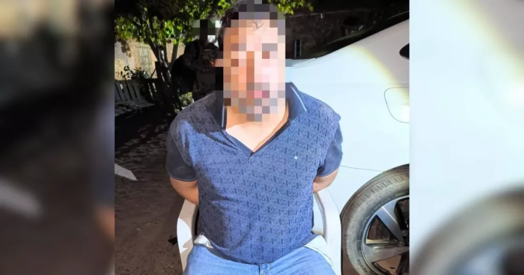 ¡Arma larga descubierta! Hombre arrestado al inspeccionar su auto en La Guamuchilera, Guasave