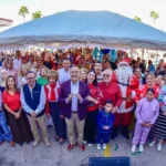 Antonio Menéndez difunde la alegría navideña en la Casa de Todos y lleva posadas a Ahome