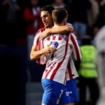 Atlético de Madrid derrota al Valencia y lo sumerge en la lucha por la permanencia