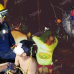 Bomberos rescatan a jóvenes heridos en arroyo Palo María