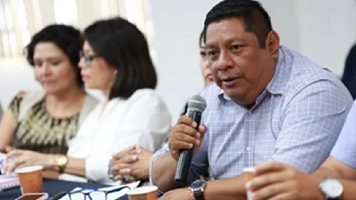 Caos en Xoxocotla: Alcalde enfrenta violencia armada, abuso y división en el cabildo