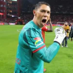 Comentarista de TUDN se involucra con Hugo González después de 'burla'