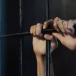 Condenan a Édgar "N" con pena máxima por abusar de sus tres hijas en Culiacán