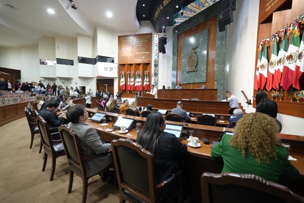 El Congreso debate tres propuestas sobre el derecho a la información