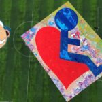 El Dr. Simi gana el Record Guinness por mosaico de tapas de botellas de 1,200 metros cuadrados