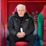 Entrenador de México critica falta de ambiente en la Copa Oro.