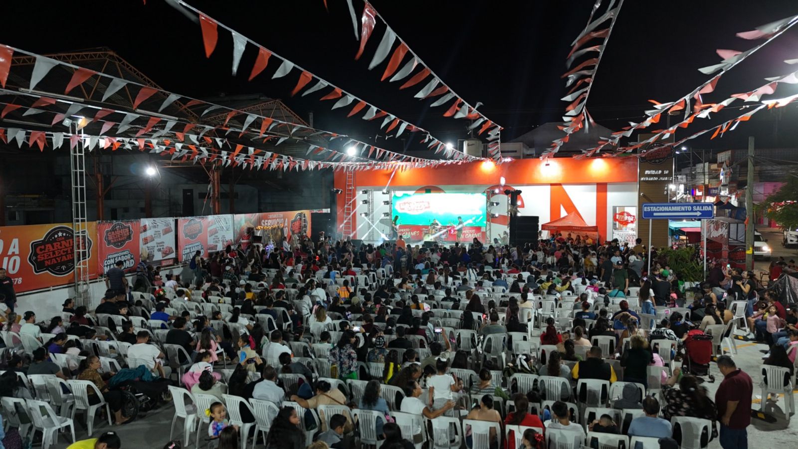 Festival de la Navidad Mazatlán 2025: Carnes Selectas Nayarit unen a cientos de familias