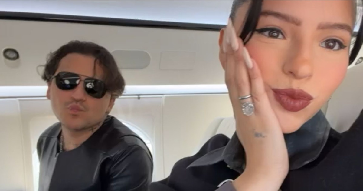 Fotos de la Navidad de Ángela Aguilar con Christian Nodal: ¡Mira las imágenes de su fiesta!