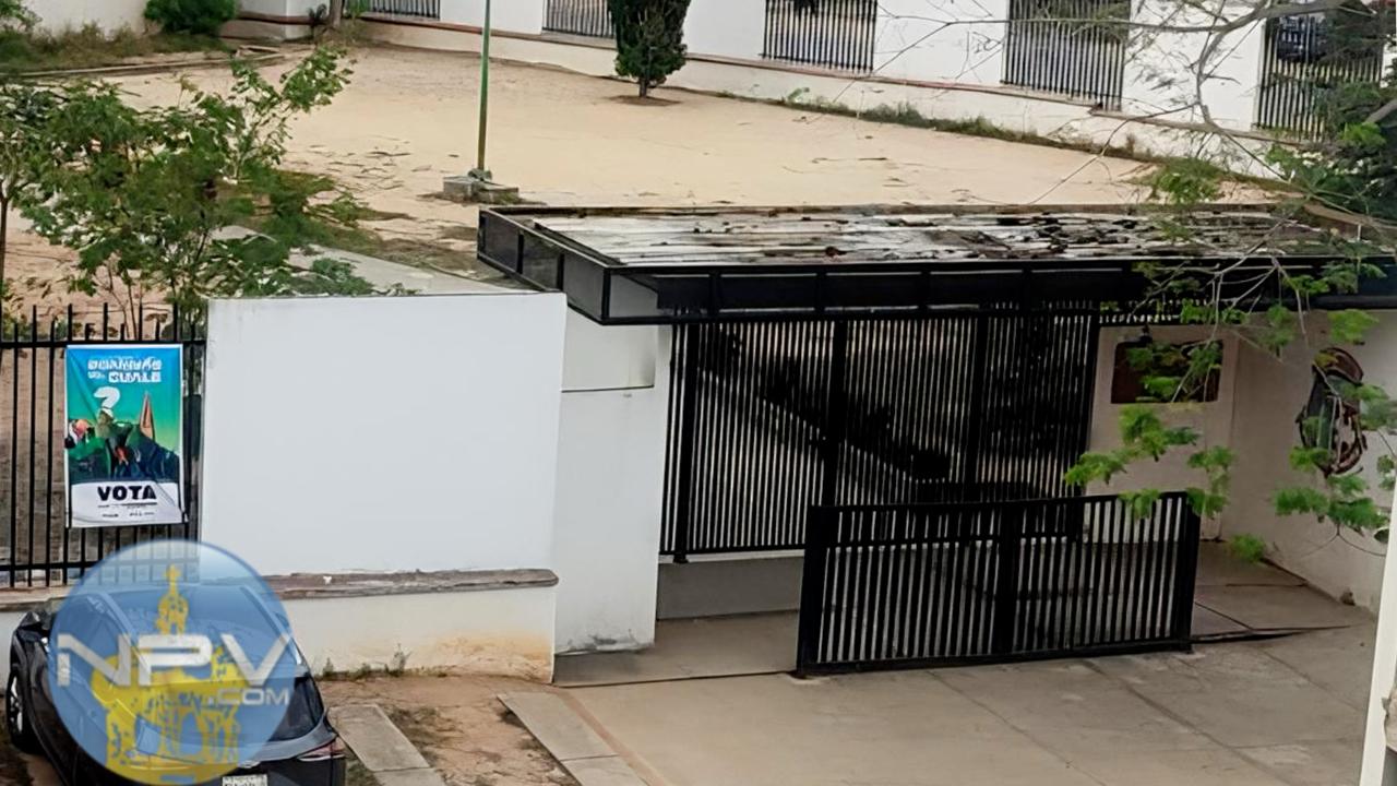 Los padres de familia de Ecoterra se oponen al cierre de la escuela dirigida por Blanca Ivonne González Ortiz