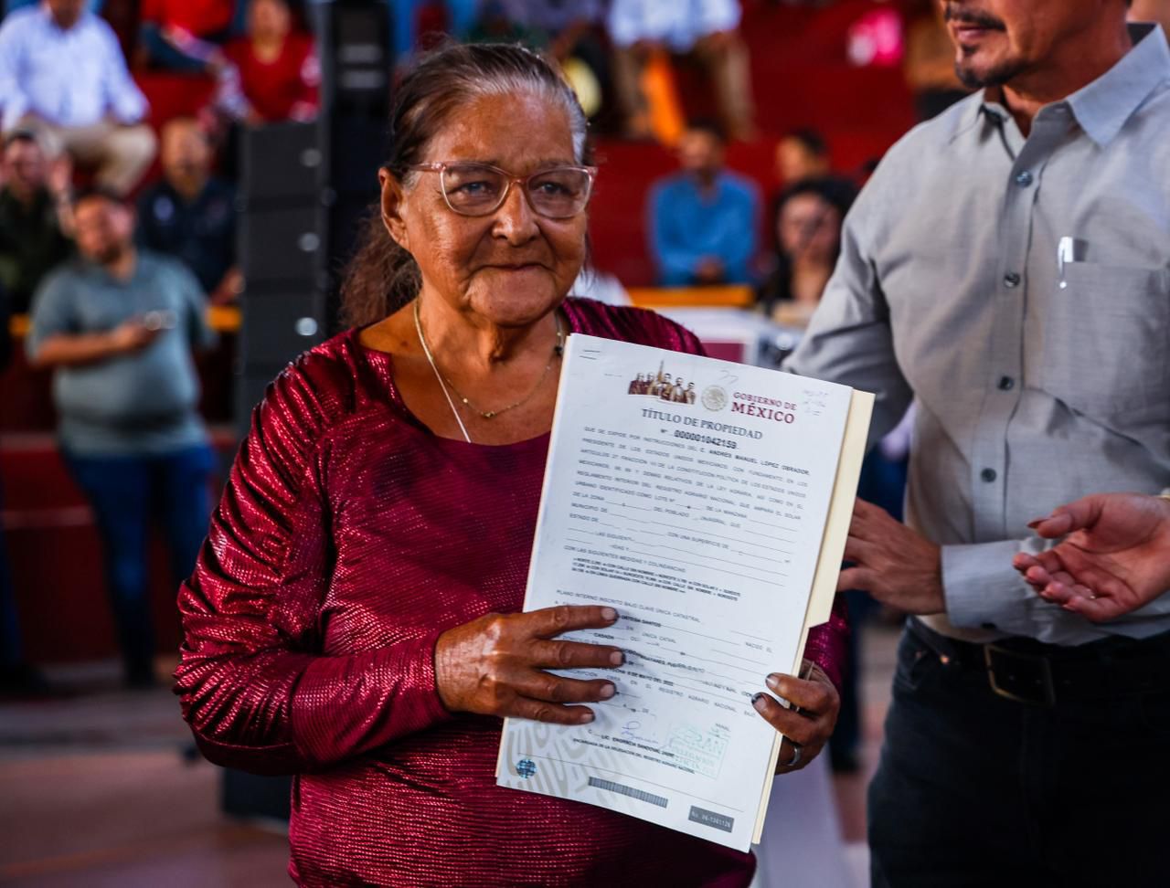 Más de 1,500 familias en Rosario obtienen seguridad legal gracias al Gobierno de Sinaloa