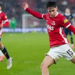 Mateo Chávez recibe tarjeta amarilla en el cuarto partido consecutivo sin triunfo para el AZ Alkmaar