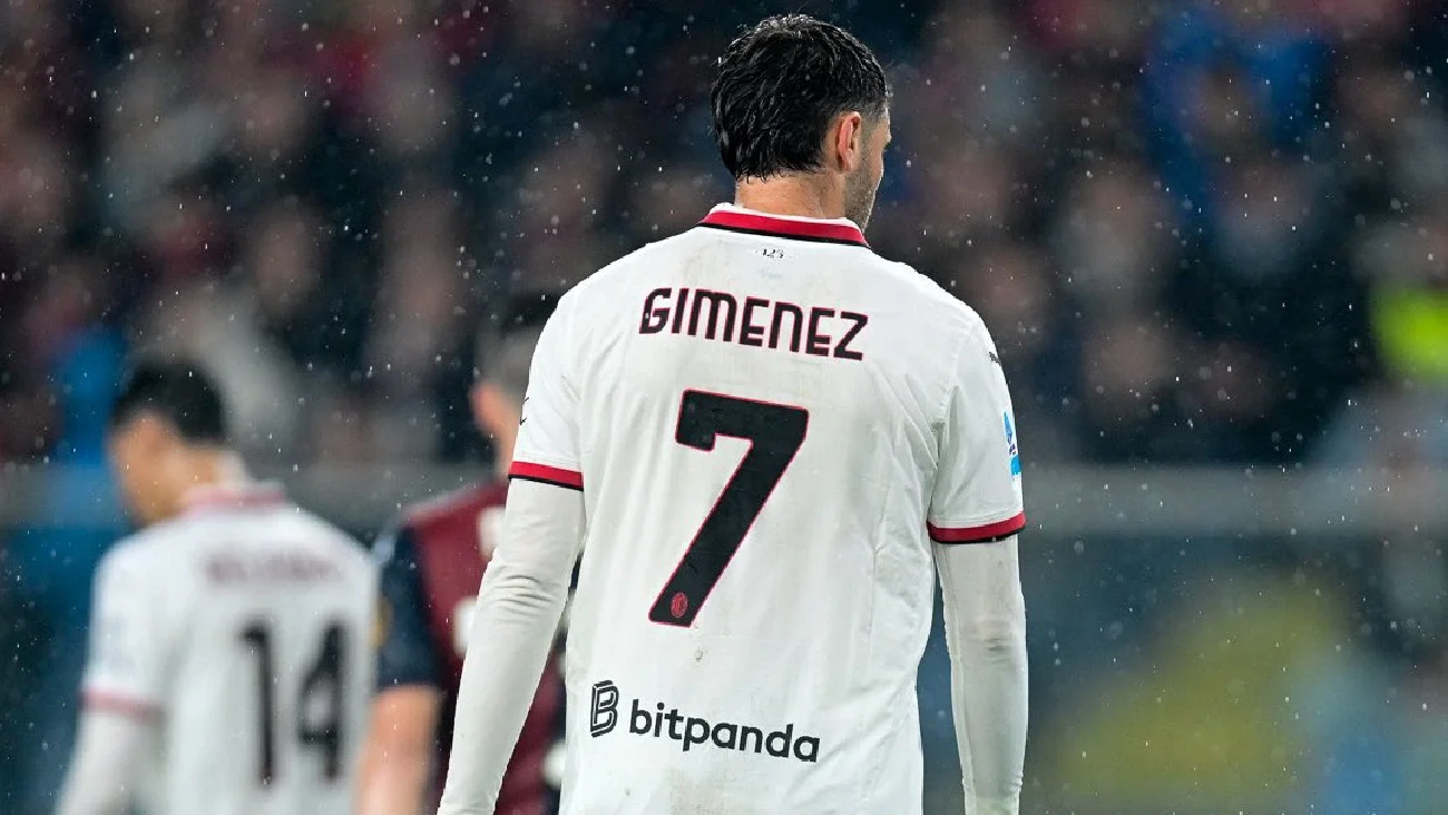 Milan aclara la situación de Santiago Giménez en medio de rumores en México