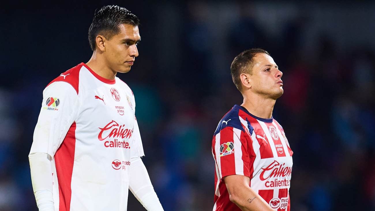 Oficial: Chicharito Hernández deja las Chivas