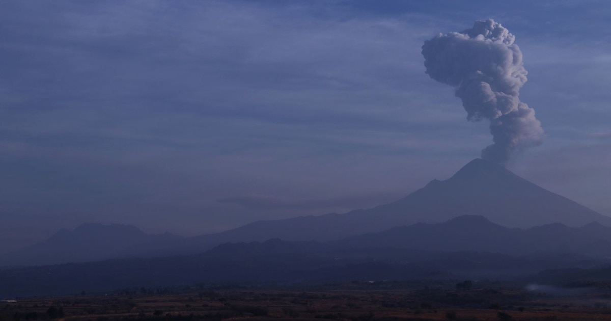Popocatépetl emitió 7 veces en un día: un récord reciente