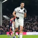 Raúl Jiménez recibe elogios del entrenador del América tras gol ante Tigres.