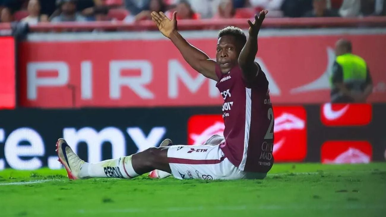 Representante de Diber Cambindo frena nuevamente traspaso en México