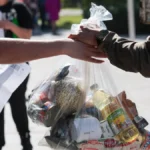 SEBIDES ofrece apoyo completo a familias desplazadas de Badiraguato en Culiacán