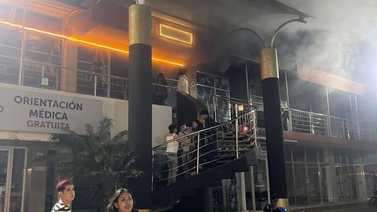 Siete personas desaparecidas tras incendio de bares por disputa criminal en Villaflores, Chiapas