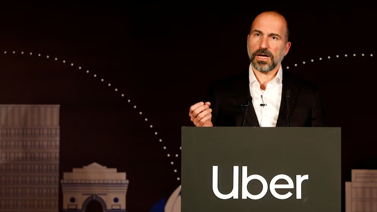 Uber se inclina por flotas autónomas y prevé la expansión mundial de los robotaxis