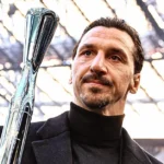 Zlatan Ibrahimovic lleva la antorcha olímpica de los Juegos Olímpicos de Invierno a México