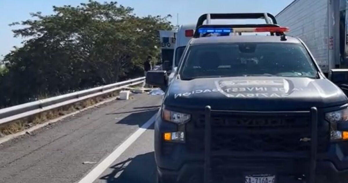 ¡Encuentran tres hieleras con restos humanos en la carretera de Costa Rica, Culiacán!