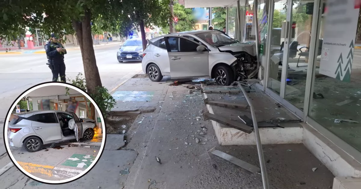 ¡Por poco! Auto colisiona con un banco en el corazón de Guasave