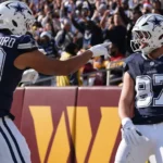 ¡Santa llegó a Ciudad de México! Los Vaqueros vencieron a Washington en el primer duelo navideño del día