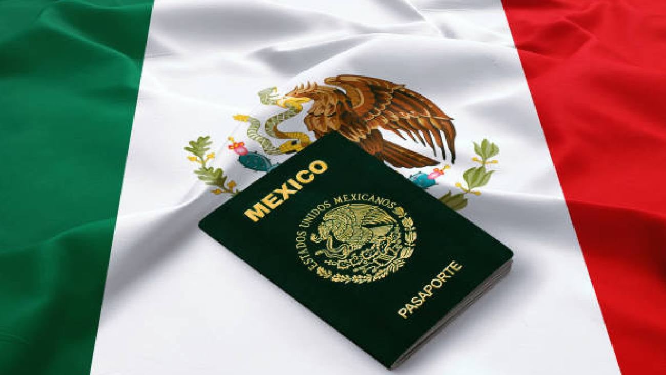 ¿Quiénes podrán solicitar el pasaporte mexicano con un descuento del 50% en 2026?