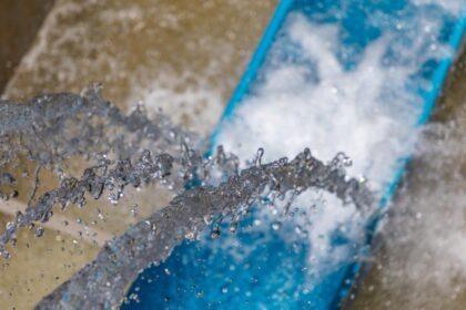 Actualización de redes de agua potable en Las Aralias II por SEAPAL en Puerto Vallarta