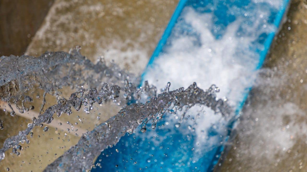 Actualización de redes de agua potable en Las Aralias II por SEAPAL en Puerto Vallarta