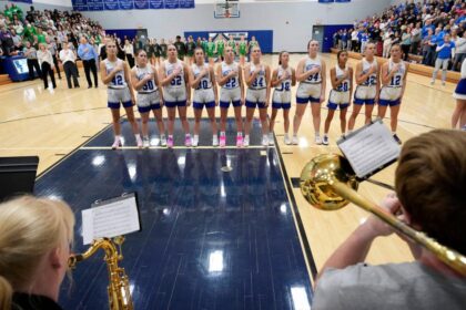 Baloncesto femenil de preparatoria en declive en la mayor parte del país.