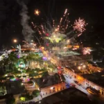 Celebrando el año 2026 en El Fuerte con música, baile y seguridad total
