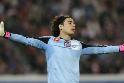 Entrevista de Ricardo Faty a Zach Lowy sobre Guillermo Ochoa