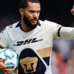 Pumas lucha para conseguir empate contra León
